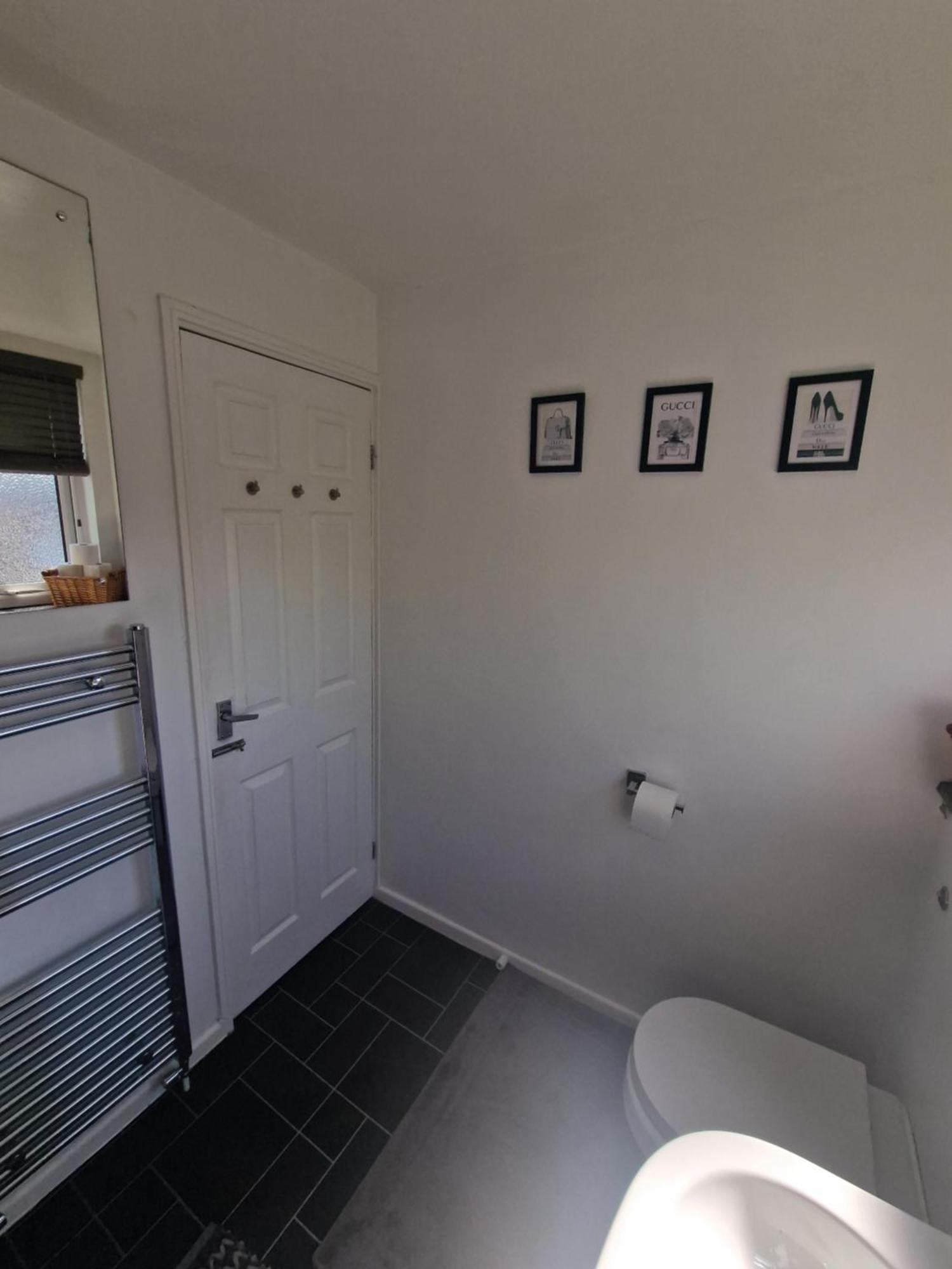 리즈 Stylish & Modern 2 Bed House With Free Parking Leeds 아파트 외부 사진